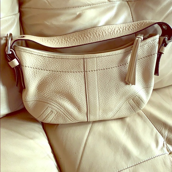 Coach Handbags - Gently Used ✨COACH PURSE, Beige